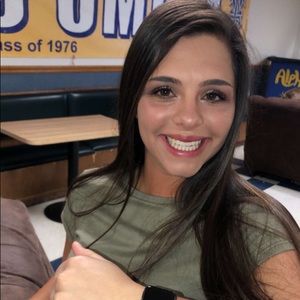 Meet your Posher, Taryn